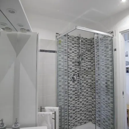 Appartement Casa San Vincenzo, Un Nido Nel Cuore Di Genova.
