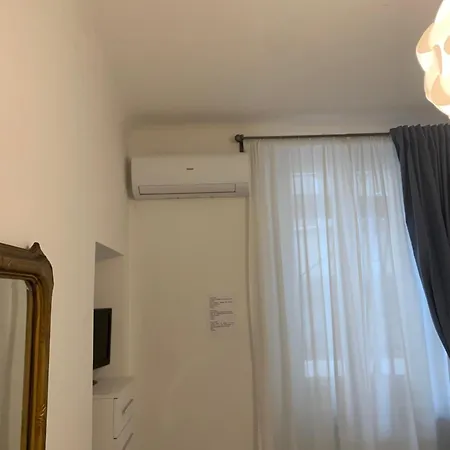 Casa San Vincenzo, Un Nido Nel Cuore Di Genova. Apartment Genua